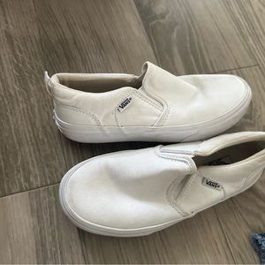 Vans worn once size 3 but fit woman’s size 5 or 5.5!